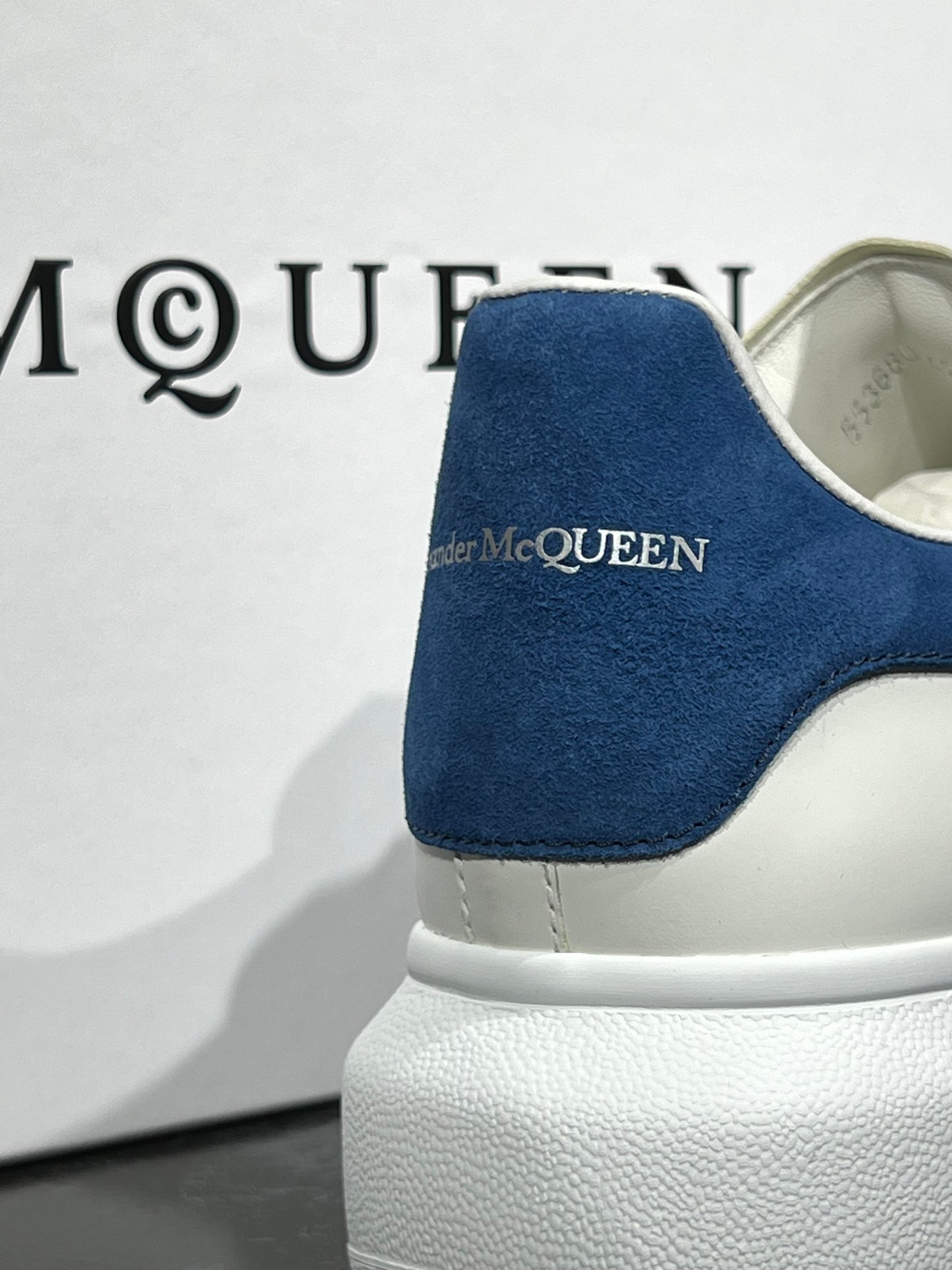 Alexander McQueen - Oversize Paris blue