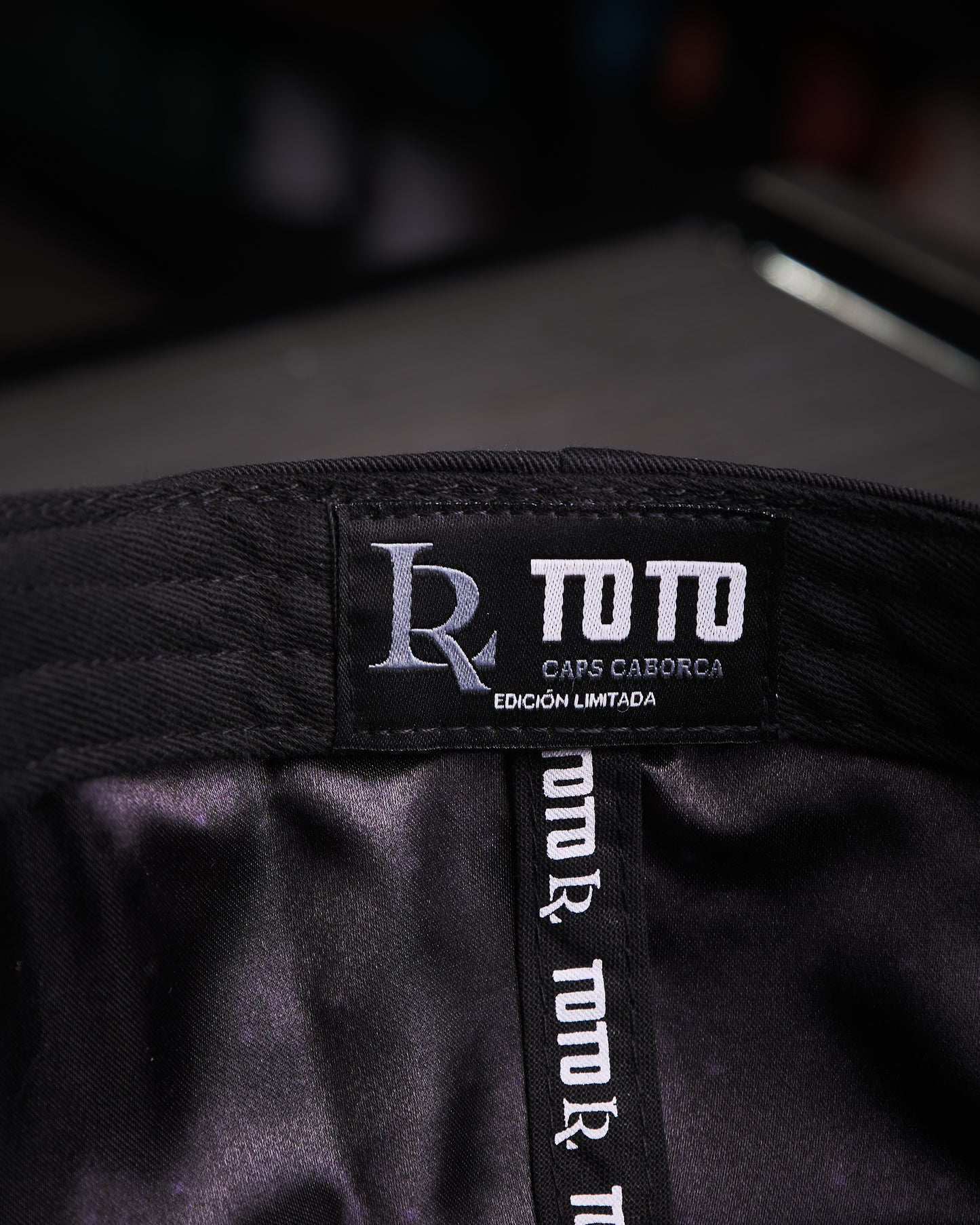 Toto Caps - Luis R. Conriquez "Bélico"