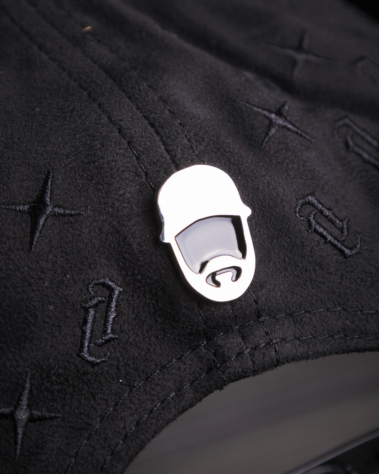 El Barbas Hats x Aleman - "Eclipse"