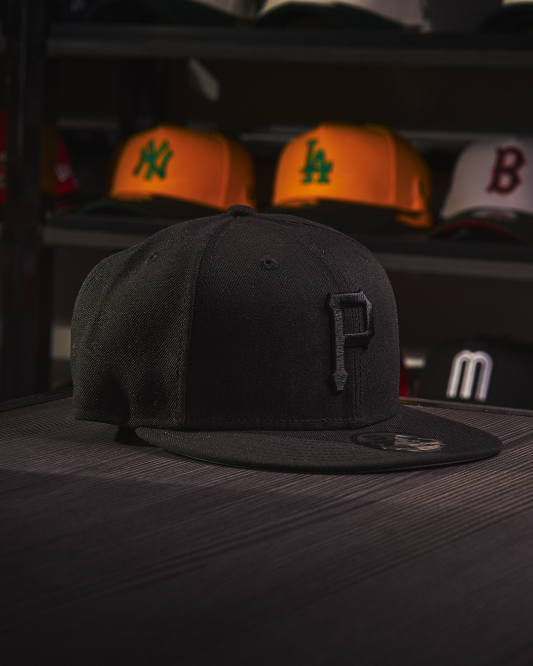 New Era - Pittsburgh Pirates Black on Black 9FIFTY