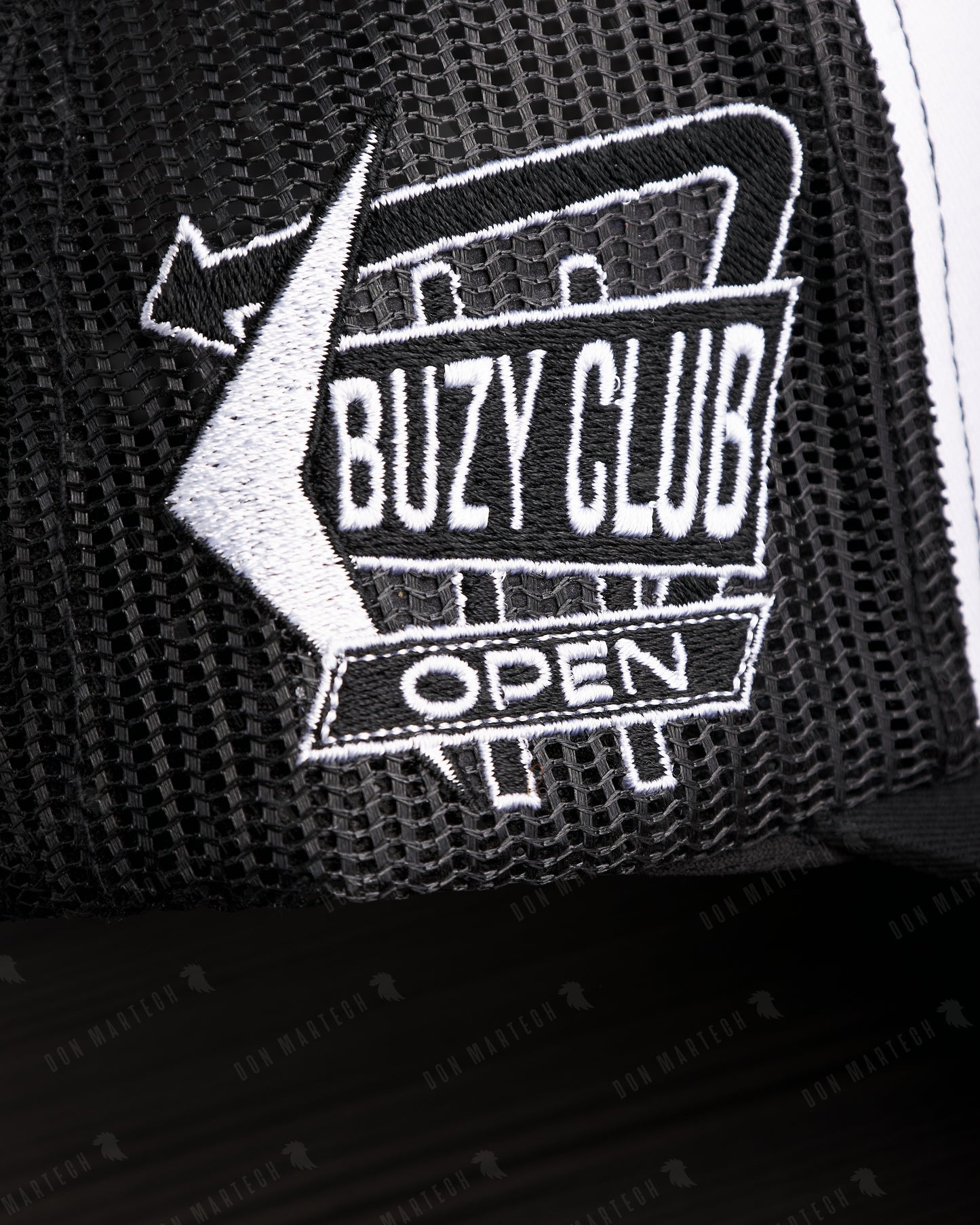 Baez - "Buzy Club"