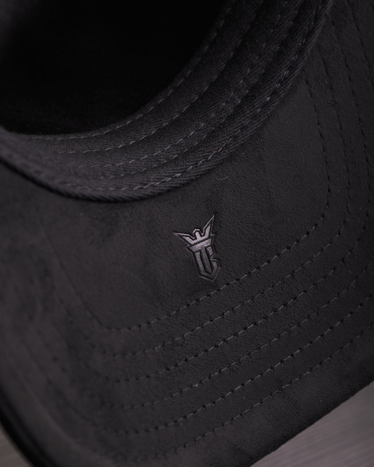 Tiro Caps - "Tumbado" All Black