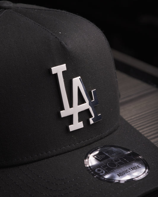New Era - Los Angeles Dodgers placa logo 9FORTY Black