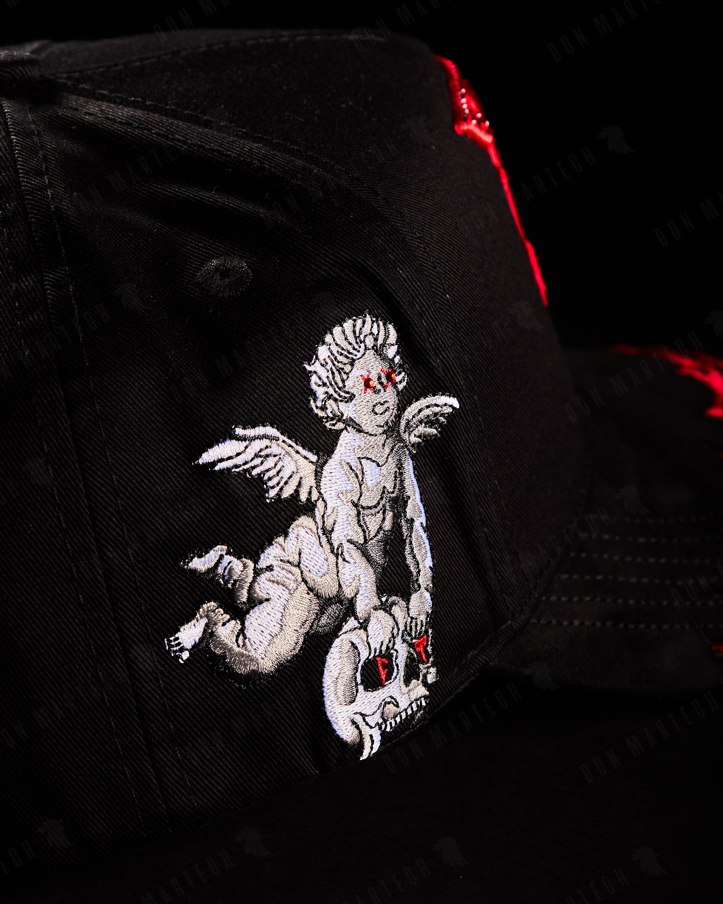 Rebel x Tapia “Tumbados”