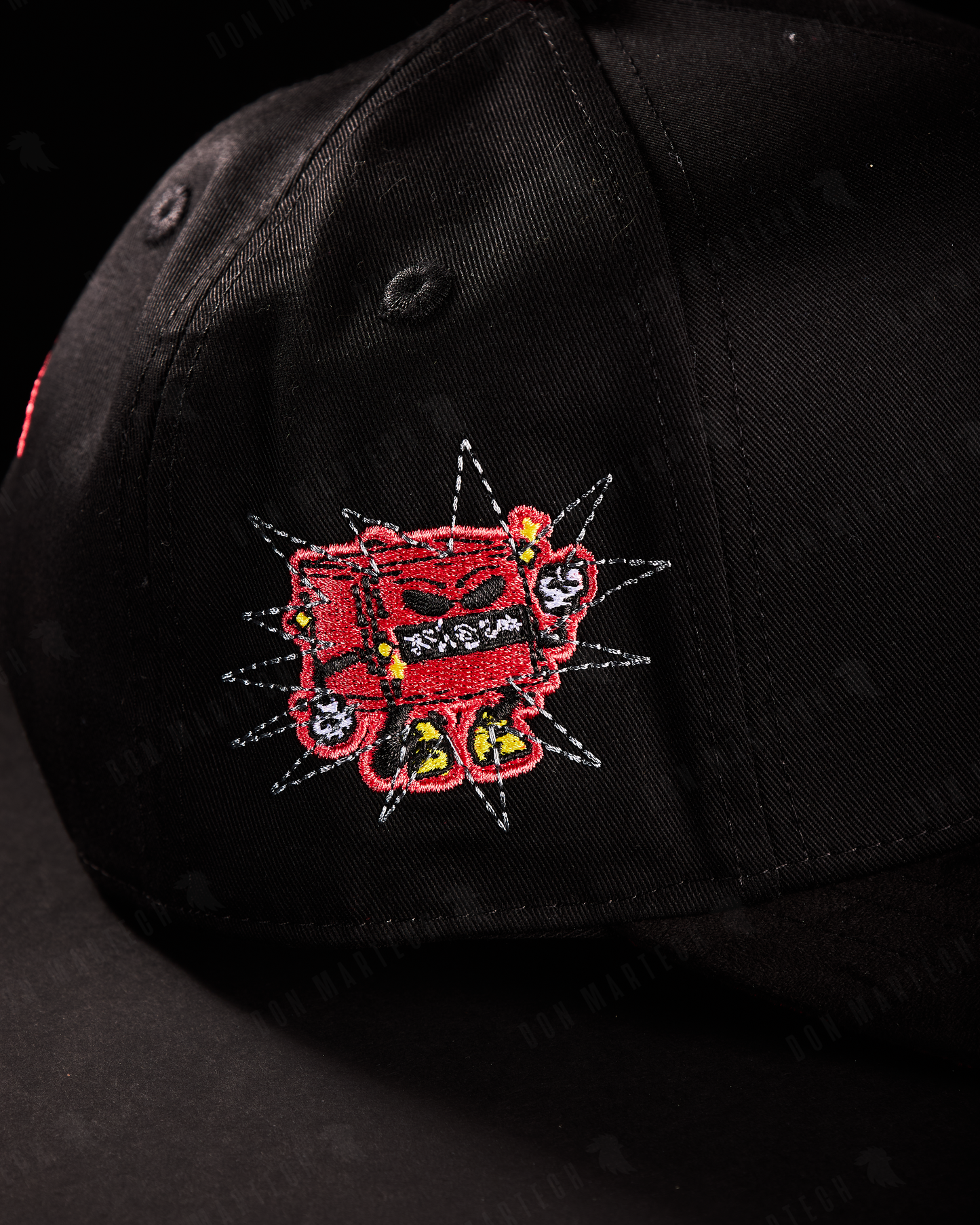 JC Hats - "BD Angry" (negro/rojo)