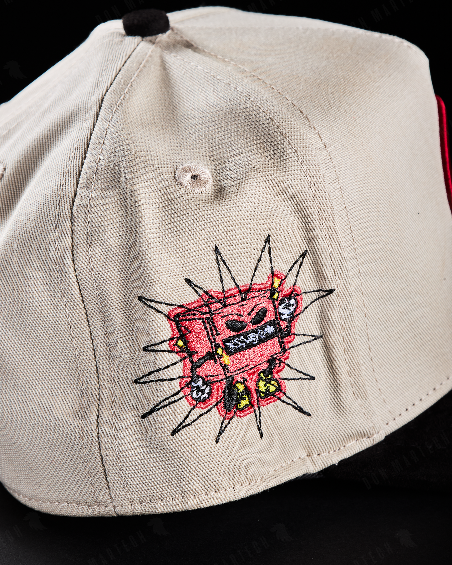 JC Hats - "BD Angry" (beige/rojo)