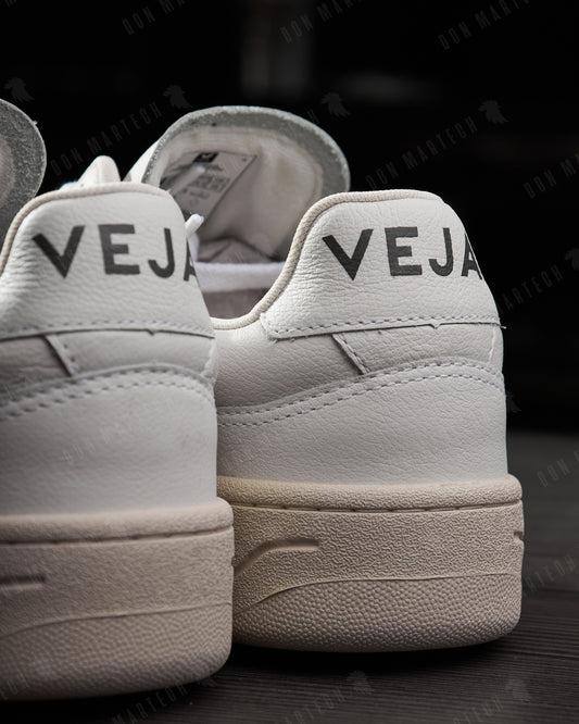 Veja V-90 Extra White