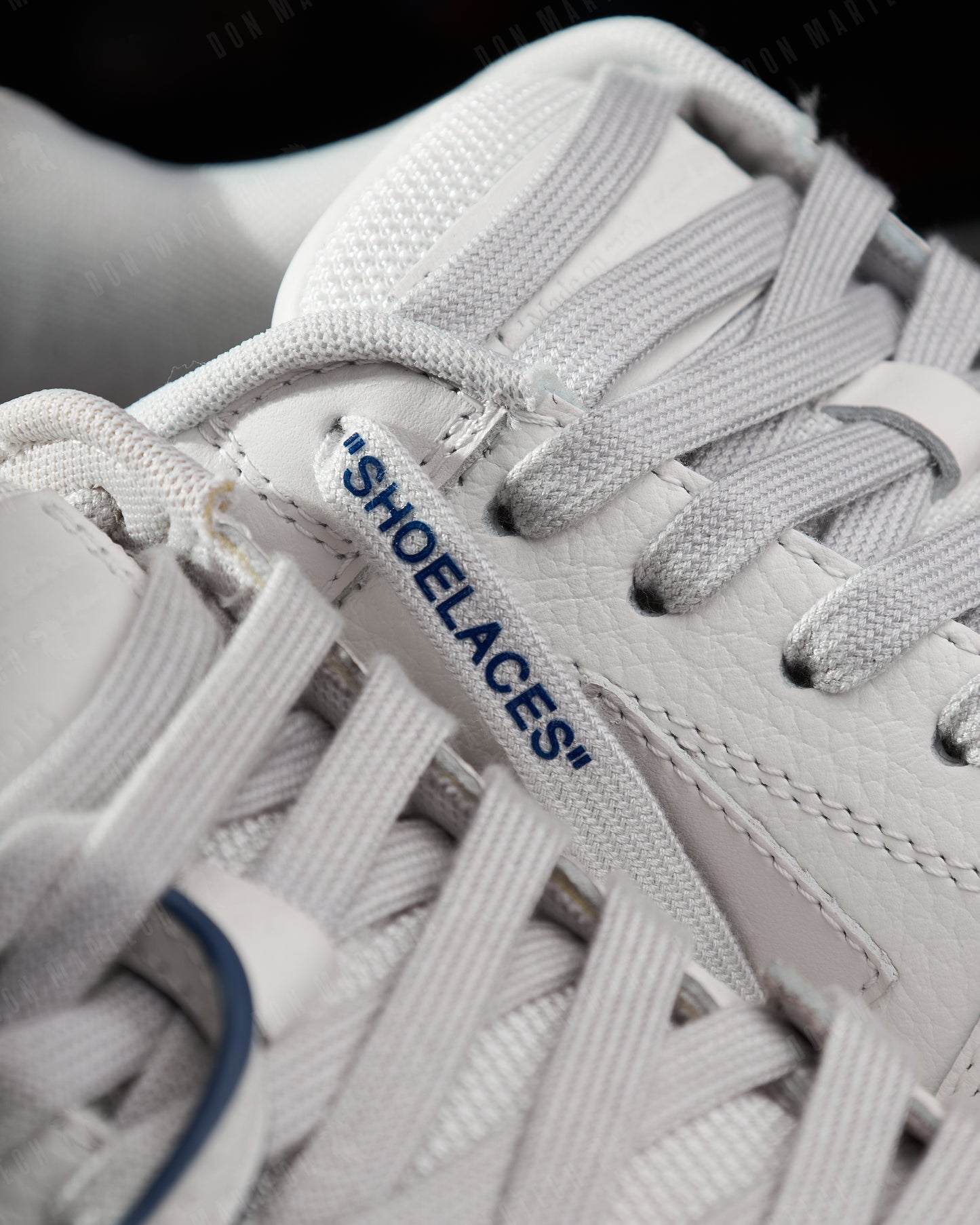 Off White - O.O.O (Navy)