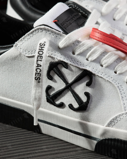 Off White - Vulcanized (B/W)