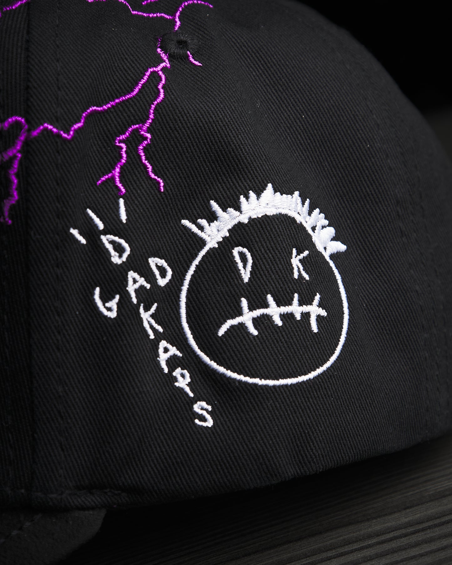 Dakaps - "Dakaps reverse thunder"