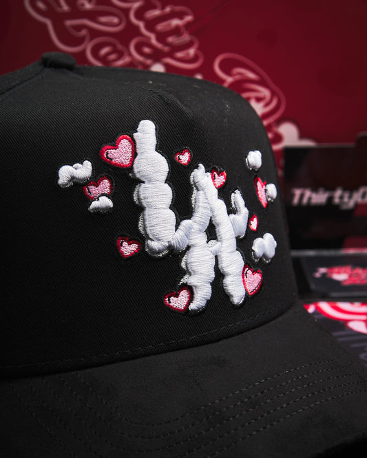 31 Hats - "LA Cloud San Valentín”