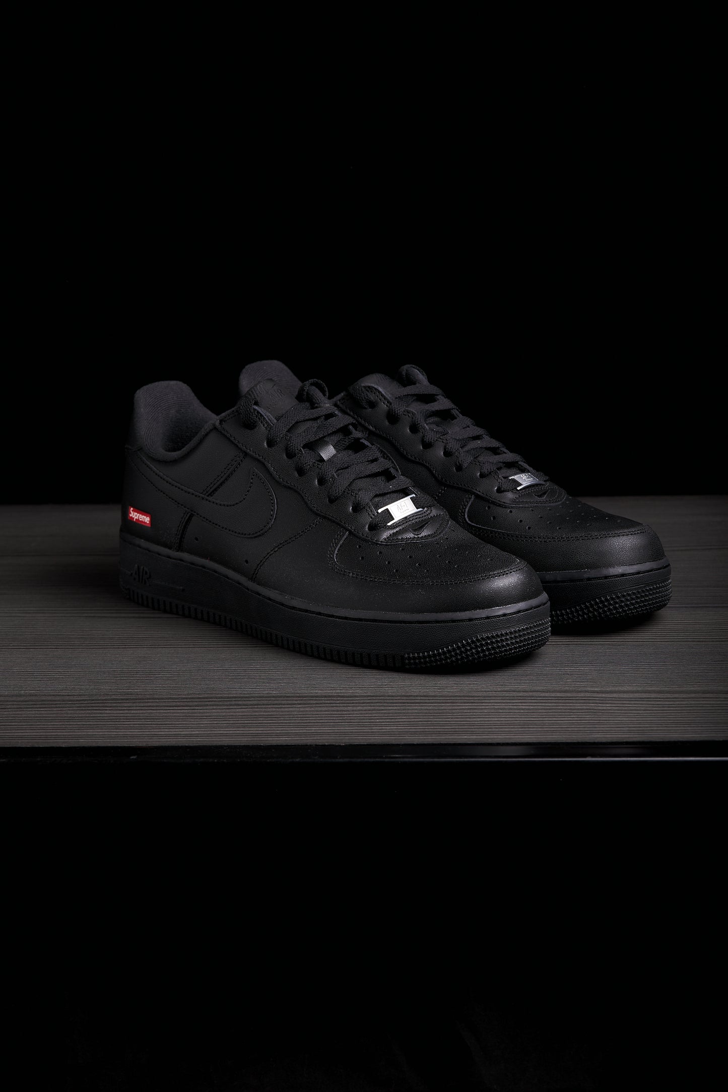 Air Force 1 Low Supreme Black