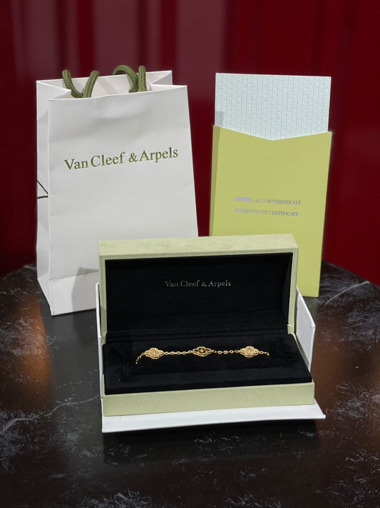 Pulso Tipo Van Cleef & Arpels Gold Zirconia