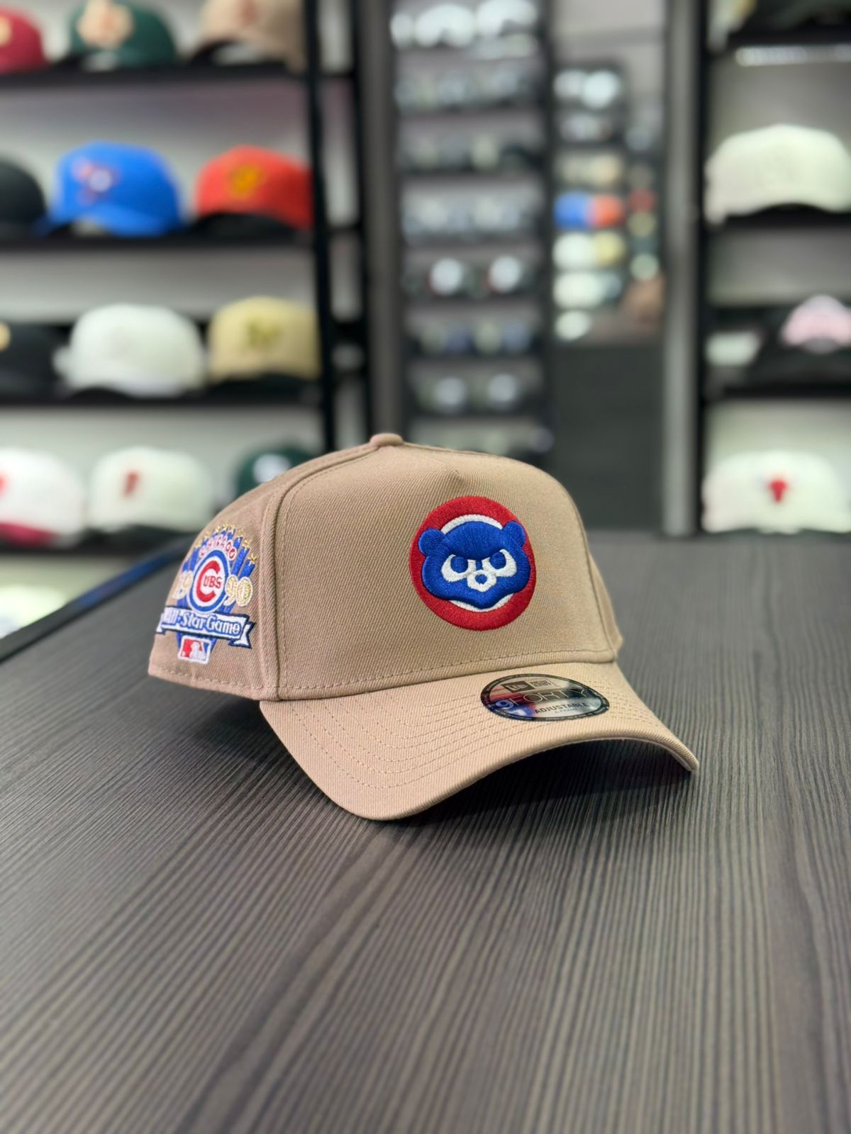 GORRA NEW ERA CHICAGO CUBS 1990 BEIGE X RED