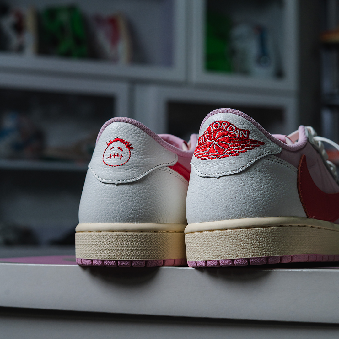 Air Jordan 1 Low x Travis Scott - "Tropical Pink"