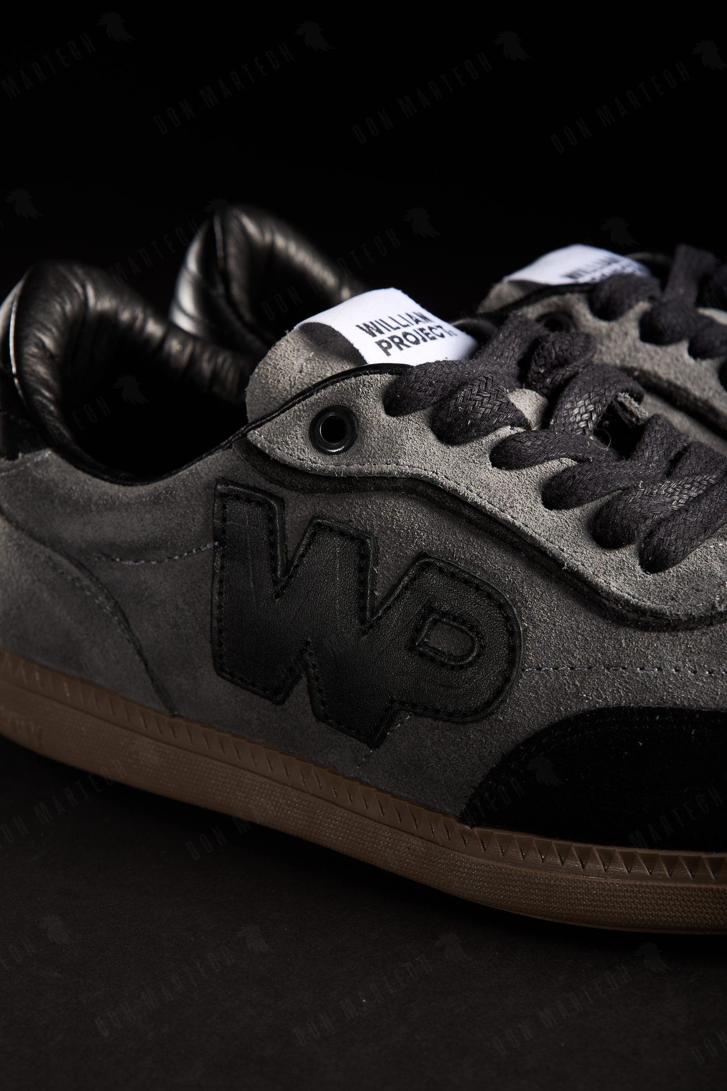 Tenis William Project Negro Gamuza