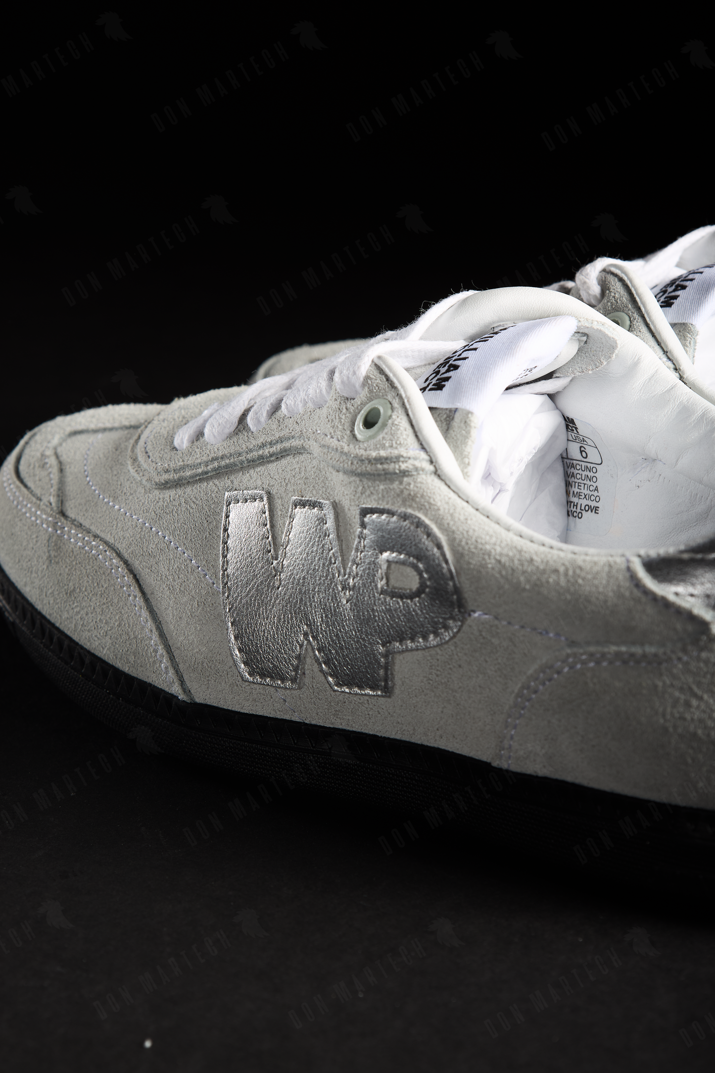 Tenis William Project Plateado