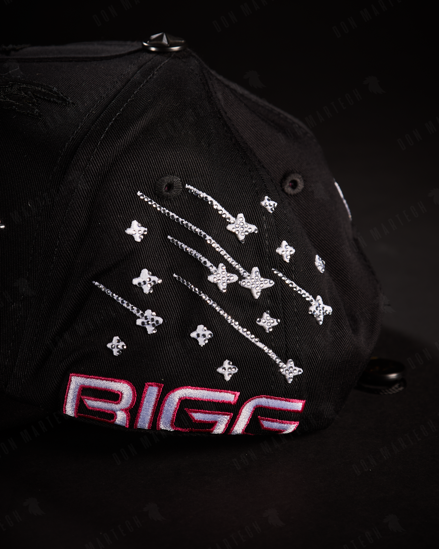 Bigg Boss - "Astros Pink"