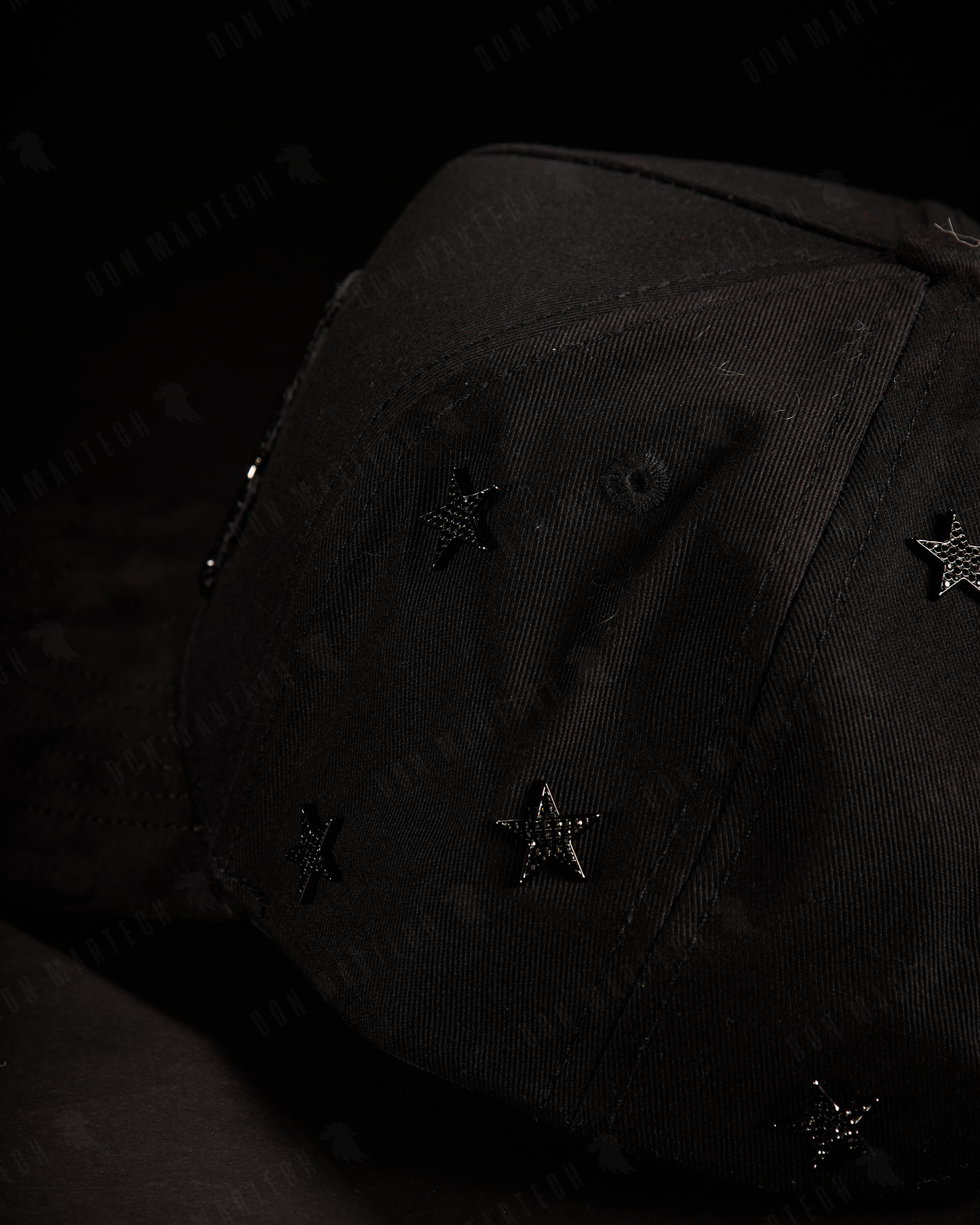 Star Hats - "LaLaLa Total Black"