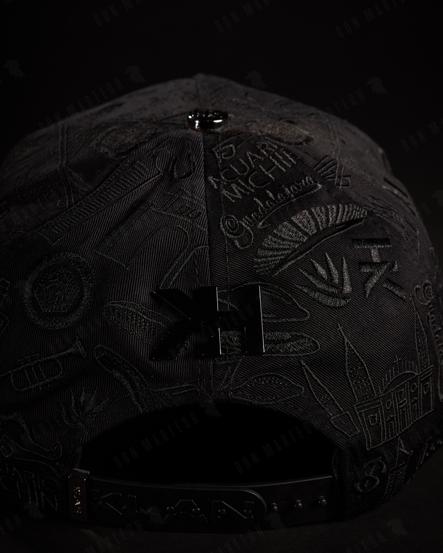 Bigg Boss - "GDL Total Black"