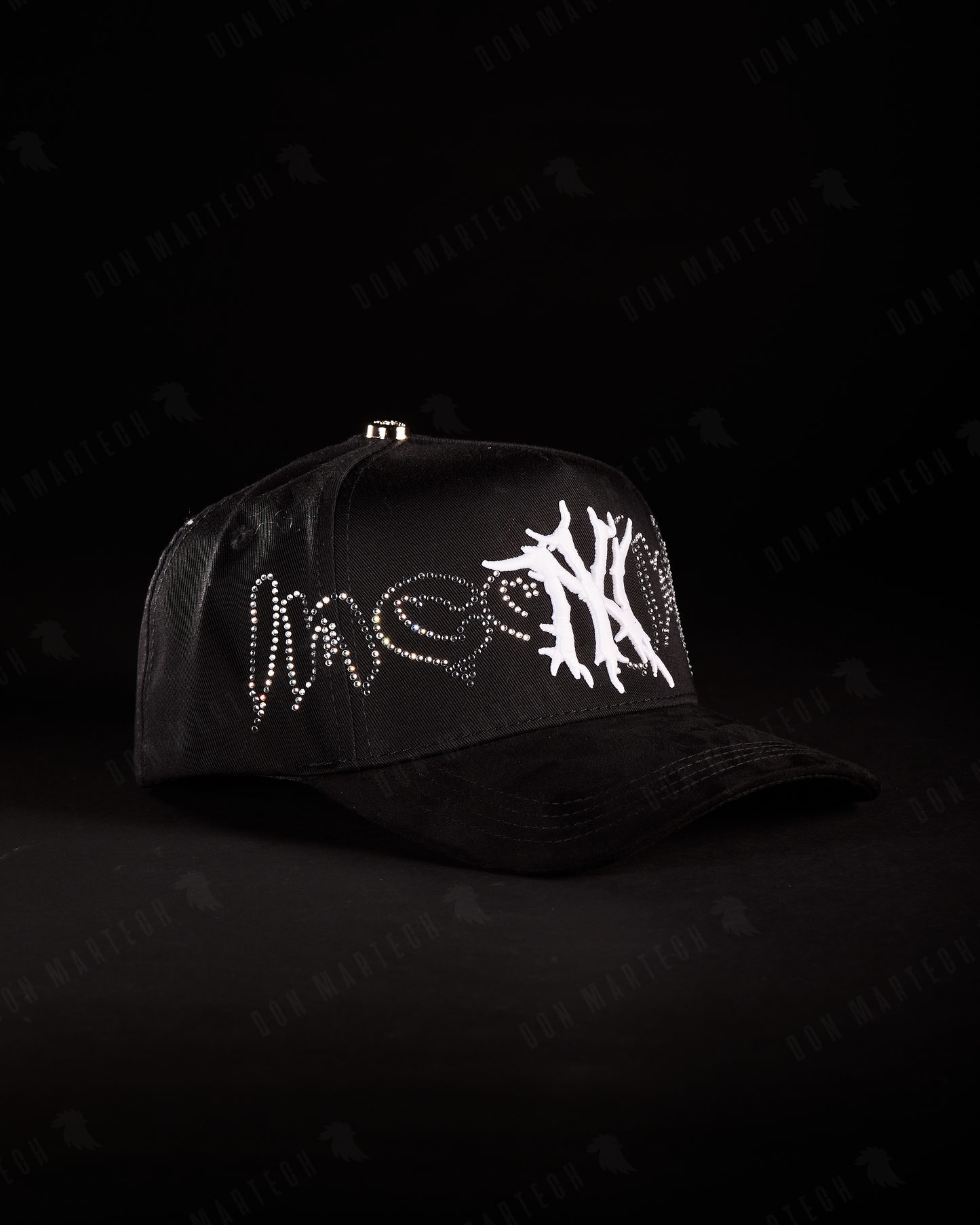 Incognito❓ “NY Cristals”