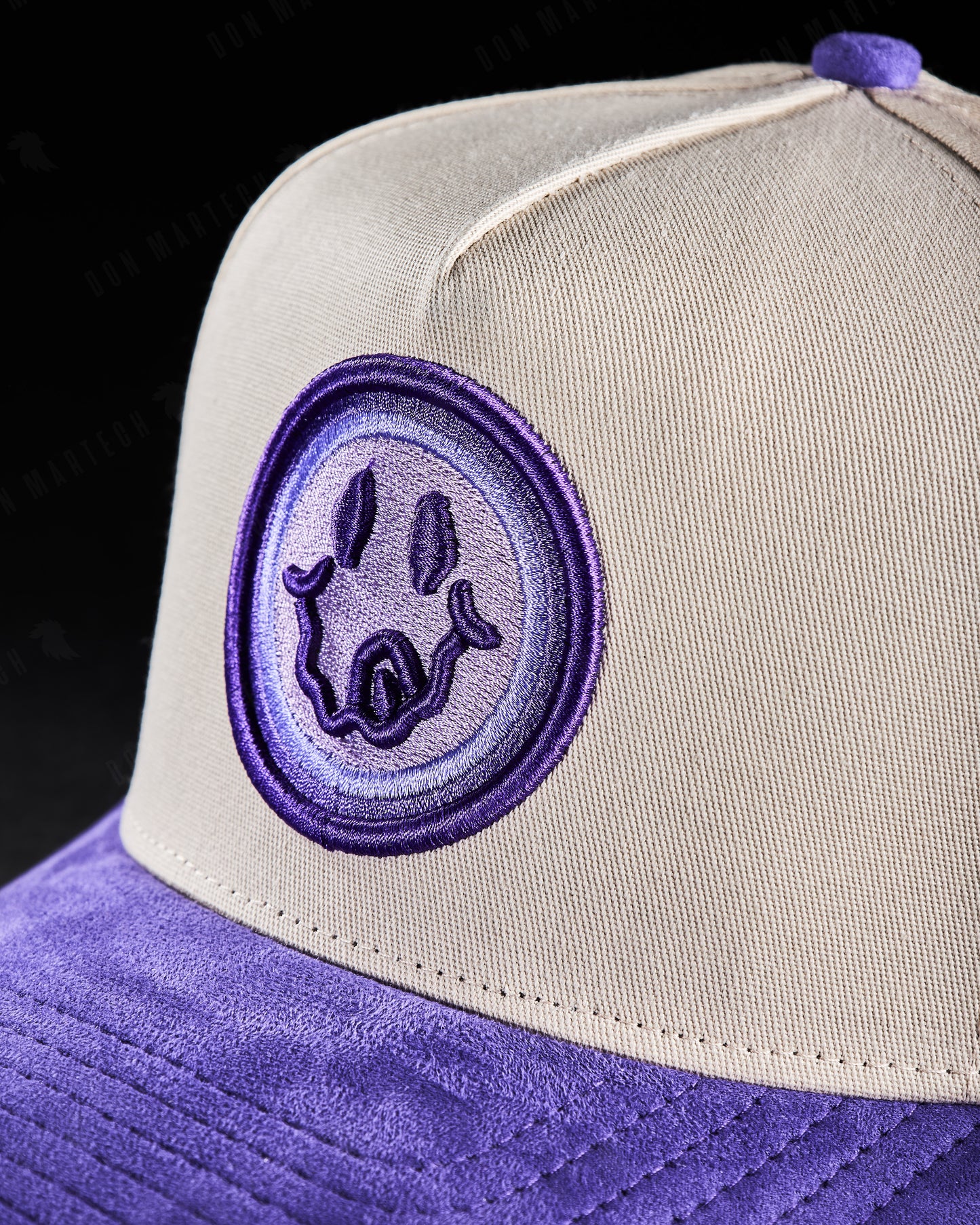 JC Hats - "BD Hungry" (beige/morado)