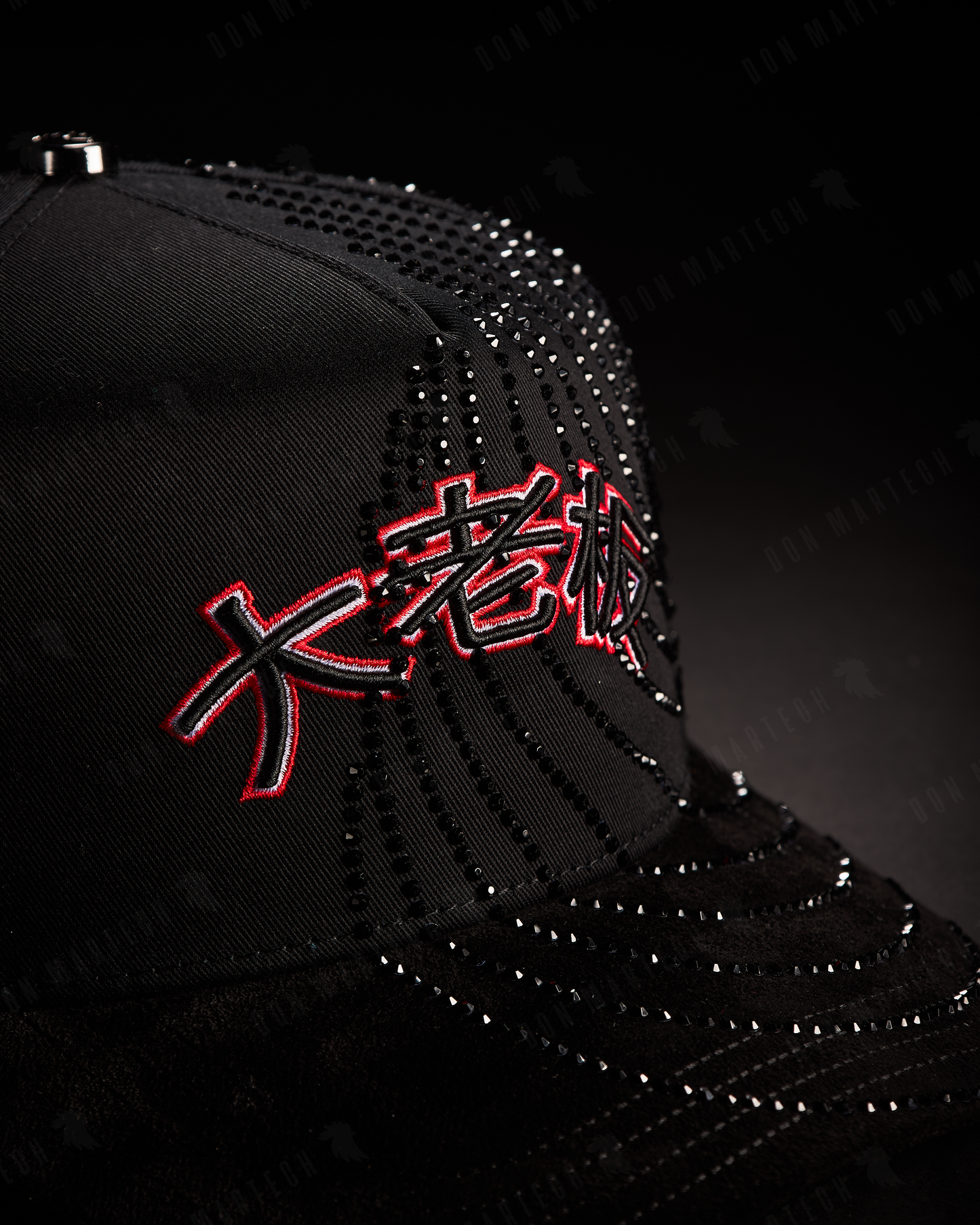 Bigg Boss - "Letras Japonesas" (Rojo)