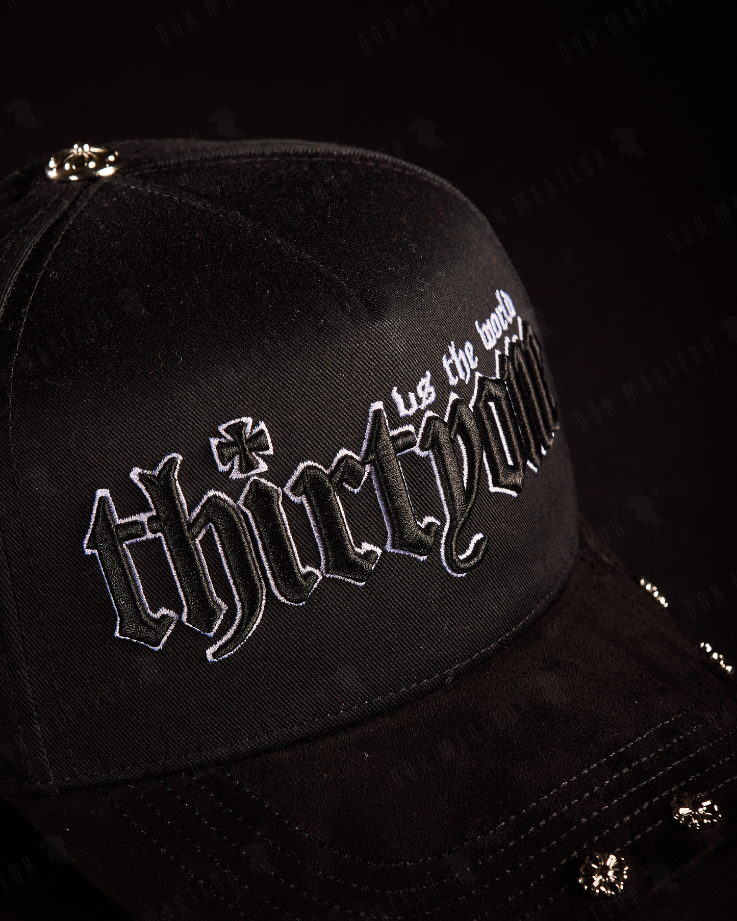 31 Hats - 31 vs The World