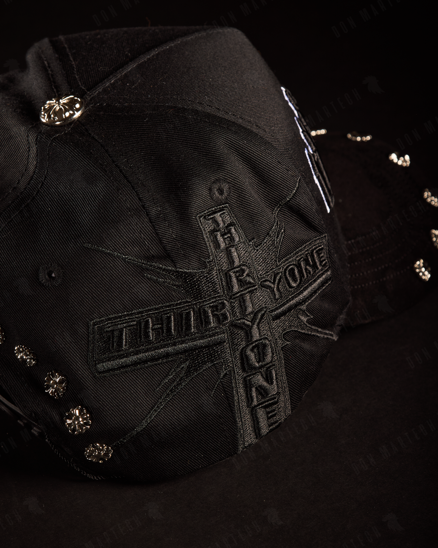 31 Hats - 31 vs The World