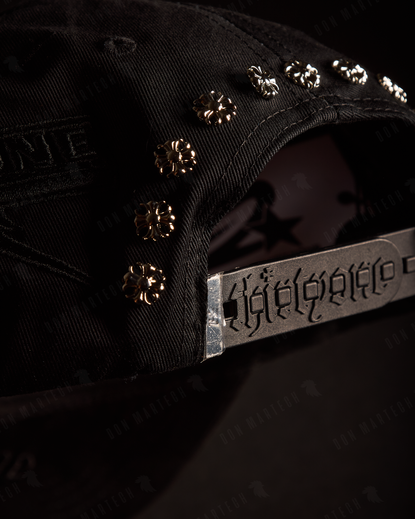 31 Hats - 31 vs The World