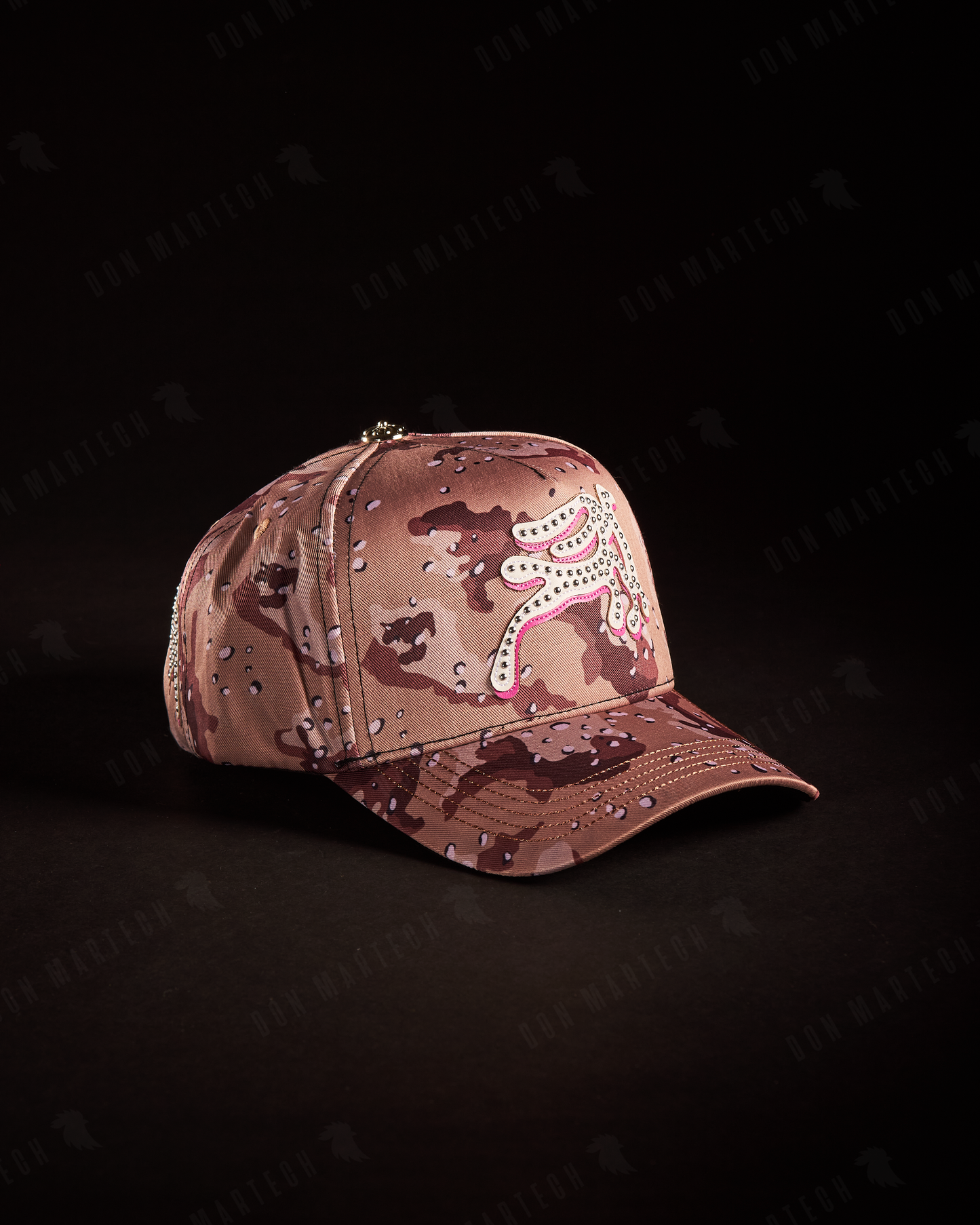 31 Hats - Pink Recon