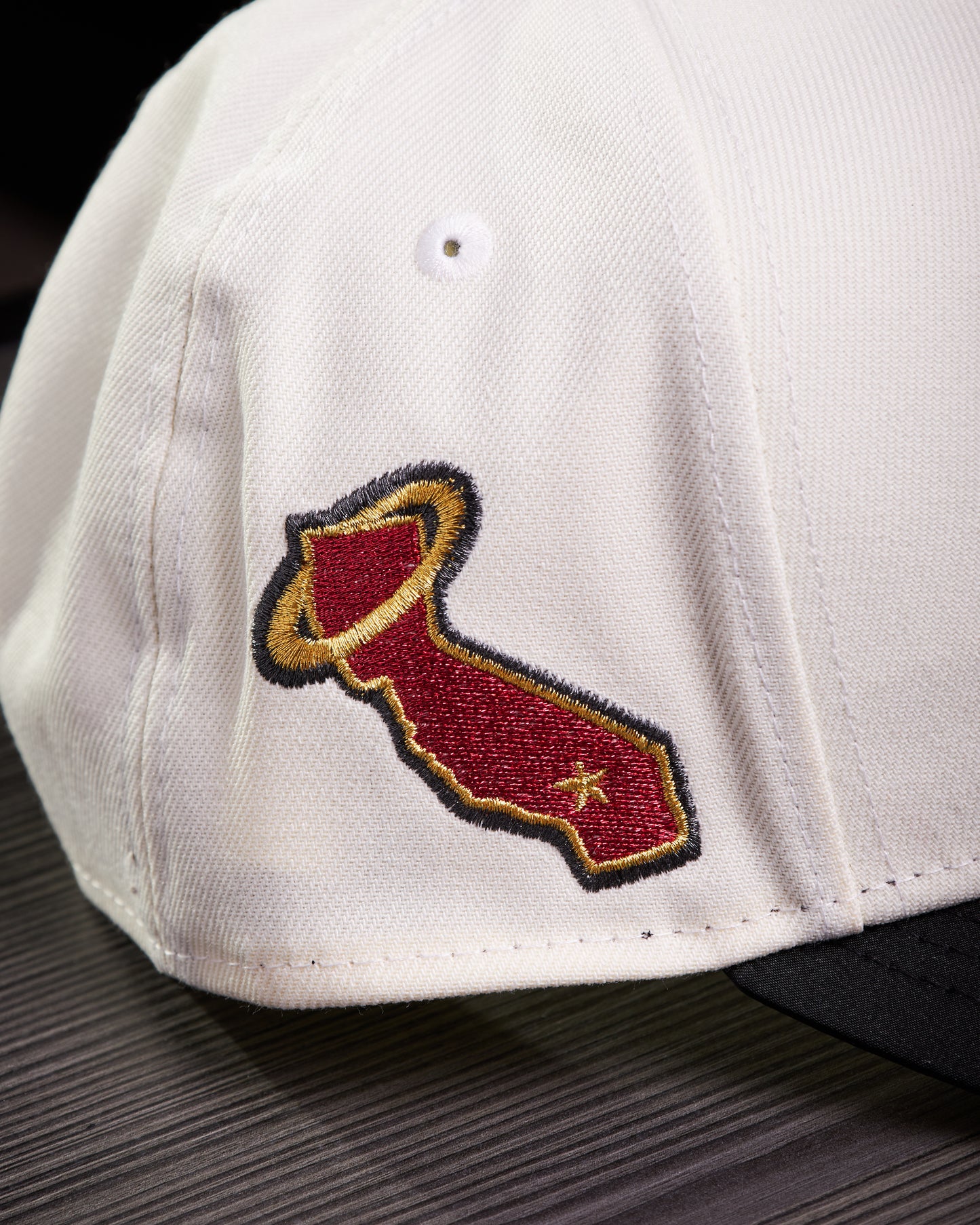 New Era - California Angels Gold Chrome 9FORTY