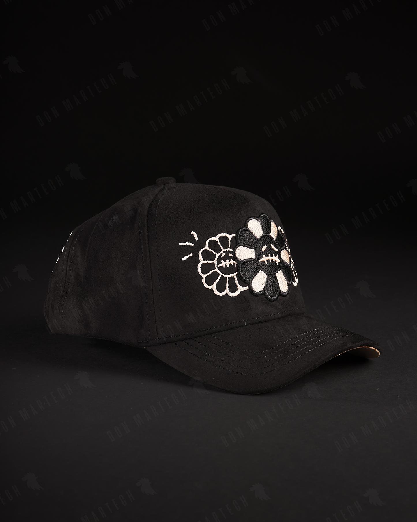 Innedit Headwear - "Muratravis Utopia”