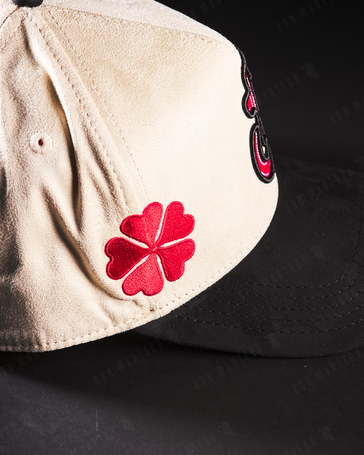 JC Hats - "Chasse" (B/W)