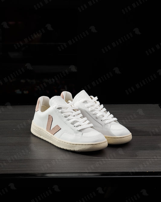 Veja - V-12 Babe