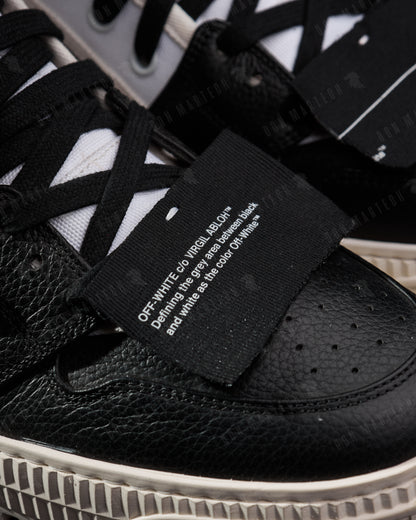 Off White - Court 3.0 (Panda)