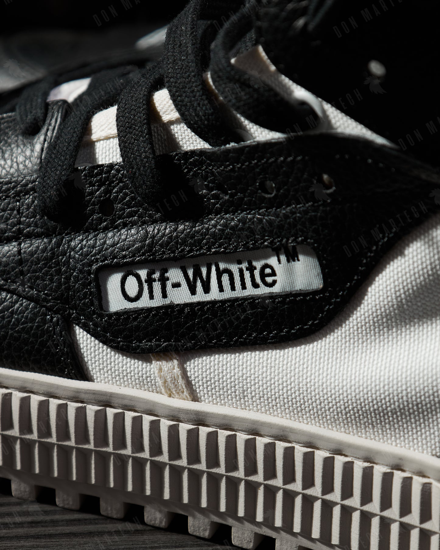 Off White - Court 3.0 (Panda)