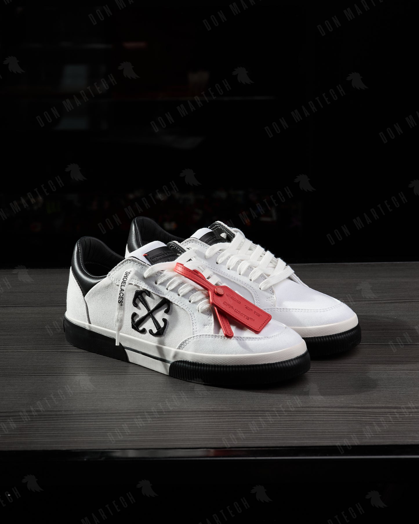Off White - Vulcanized (B/W)