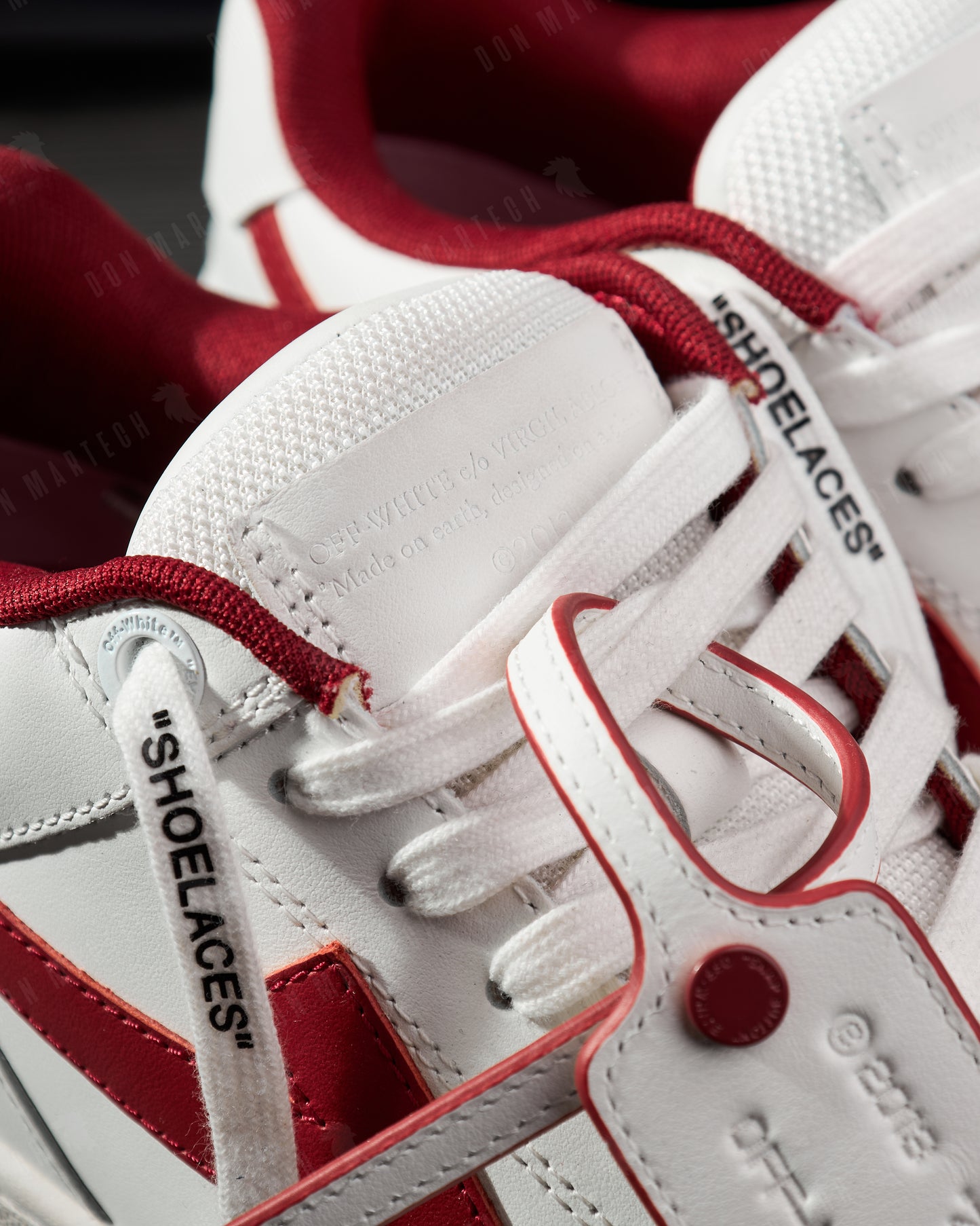 Off White - O.O.O (Varsity Red)