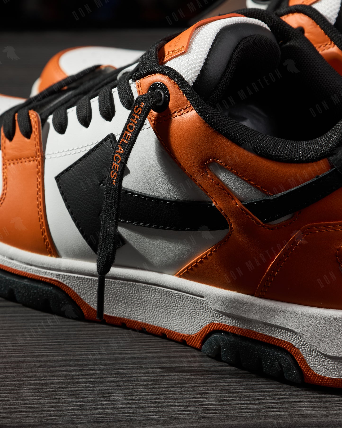 Off White - out of office calf leather Orange/black