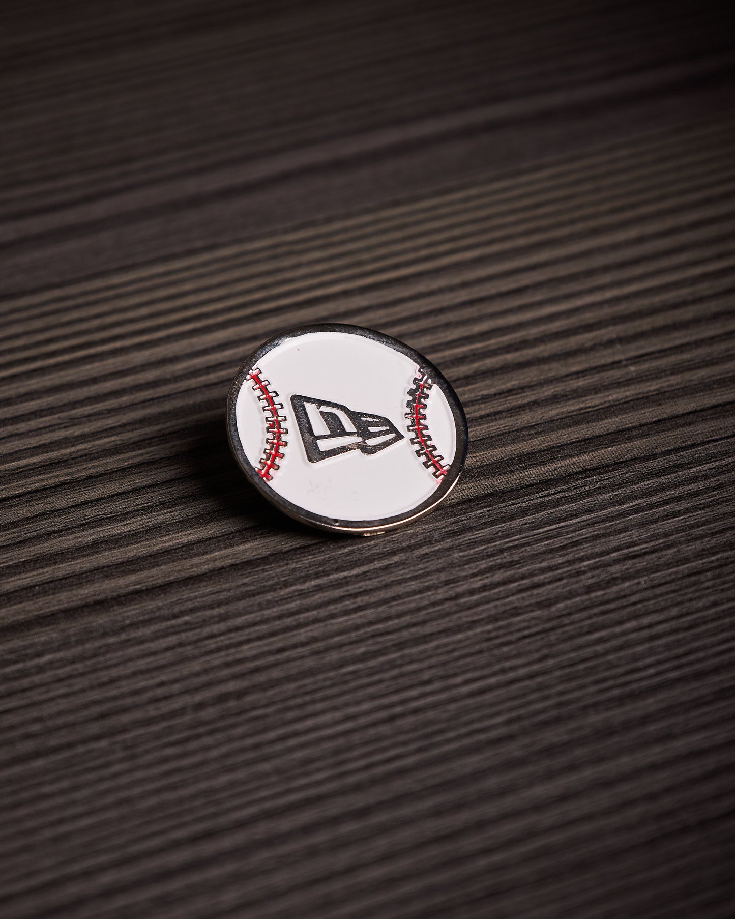 Pin Baseball New Era Logo