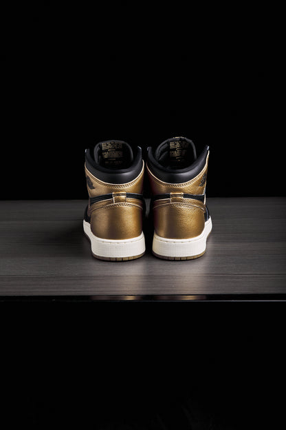 Jordan 1 High Metallic Gold