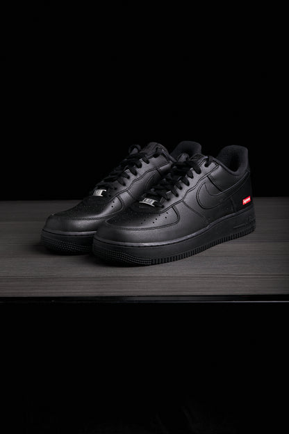 Air Force 1 Low Supreme Black