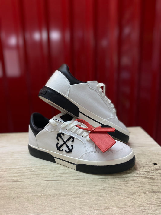 New Low Vulcanized Canvas White Black