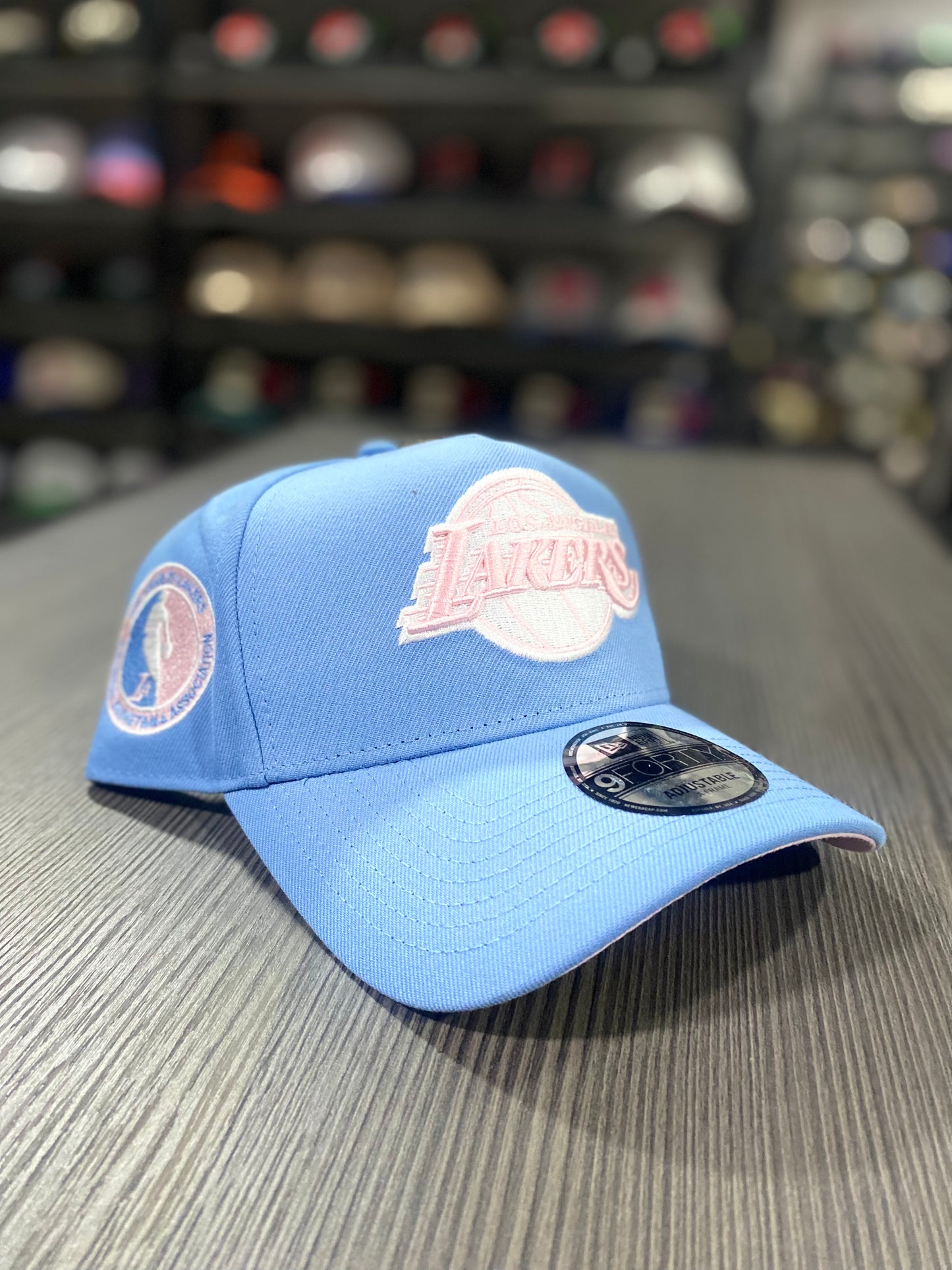 New era 9 forty Lakers blue x pink