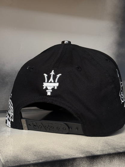 Gorra Báez x Víctor Mendivil “Rico o Muerto”