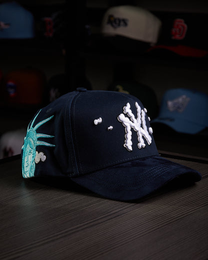 Gorra 31 Hats - New York Clouds Liberty Statue